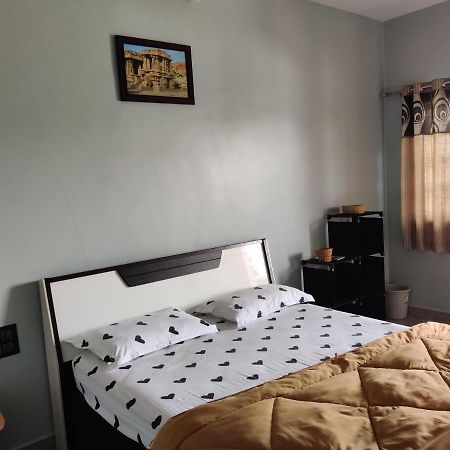 Lee Homestay Hampi Esterno foto