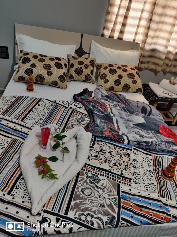 Lee Homestay Hampi Esterno foto