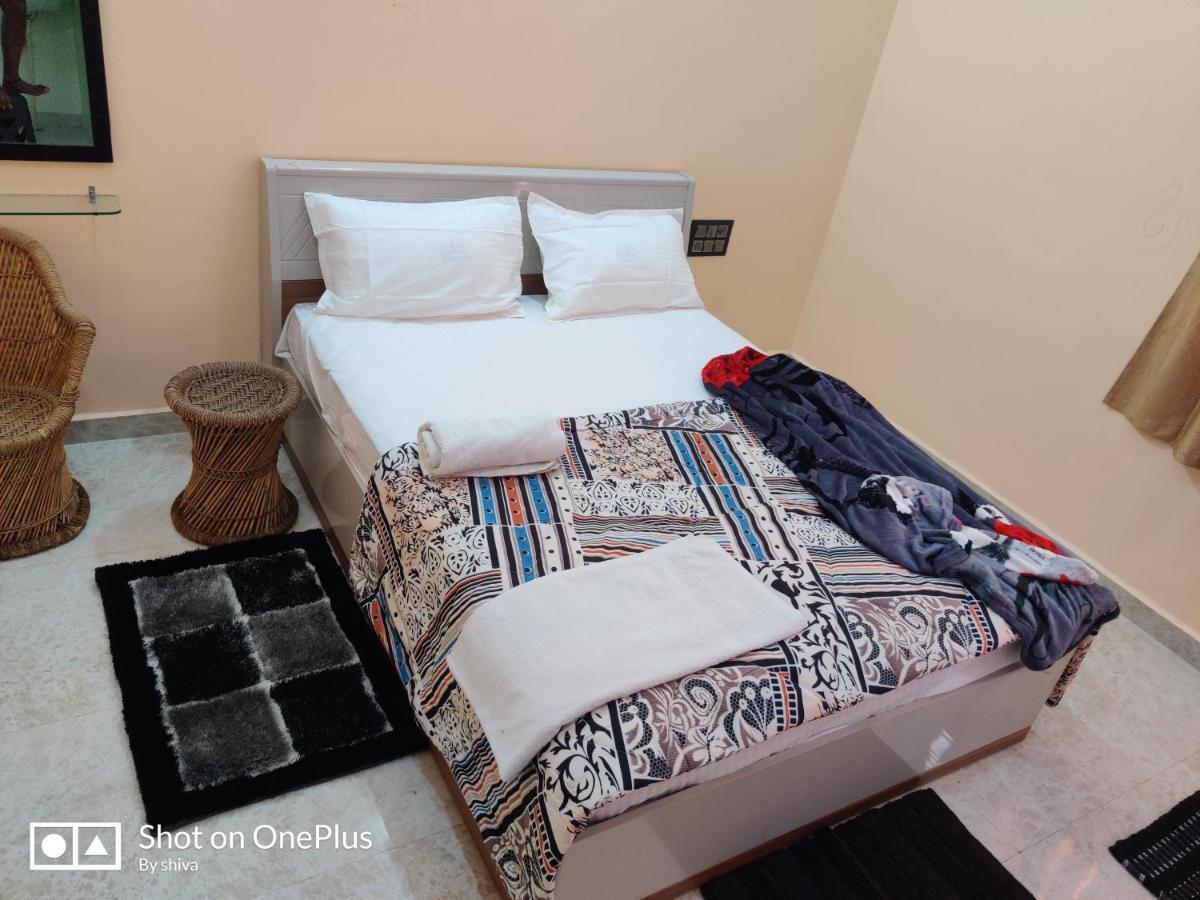 Lee Homestay Hampi Esterno foto