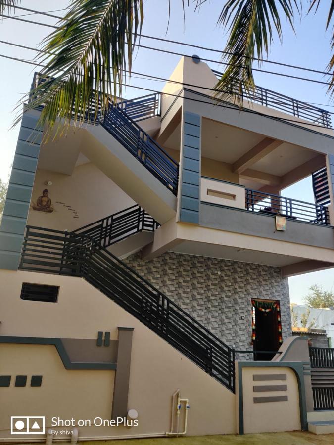 Lee Homestay Hampi Esterno foto