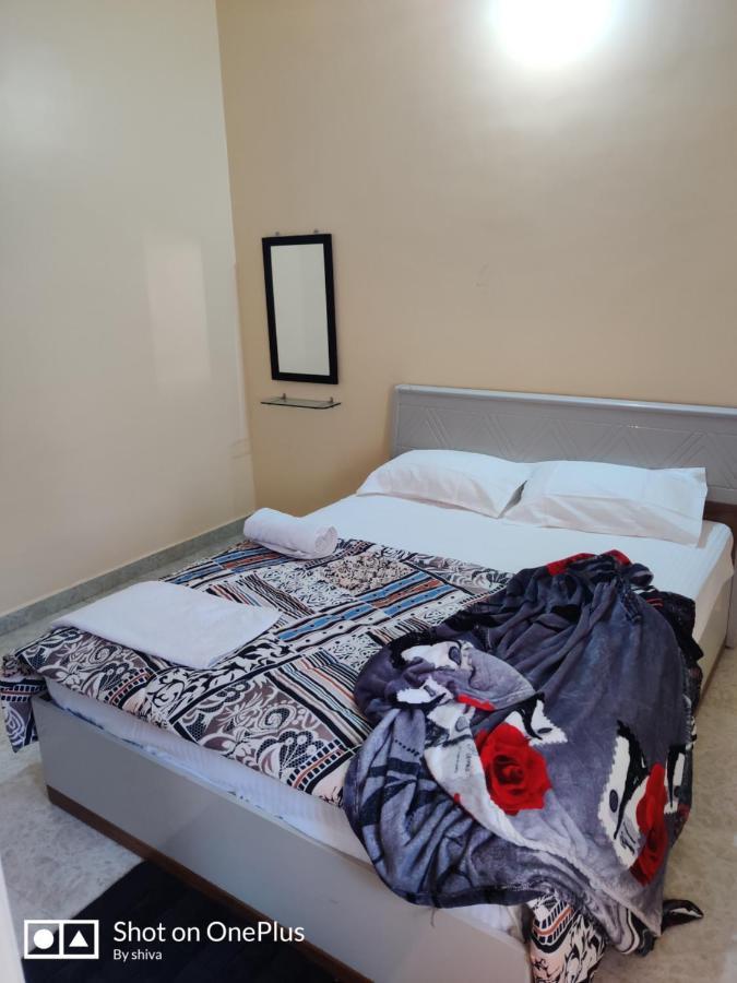 Lee Homestay Hampi Esterno foto