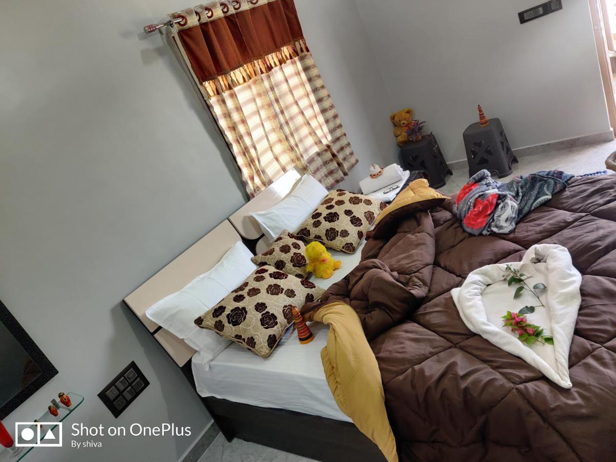 Lee Homestay Hampi Esterno foto