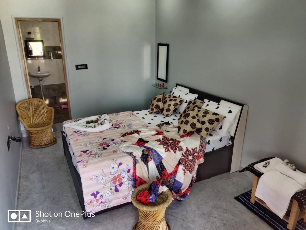 Lee Homestay Hampi Esterno foto