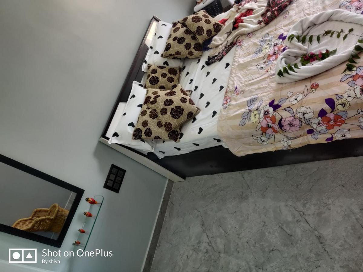 Lee Homestay Hampi Esterno foto