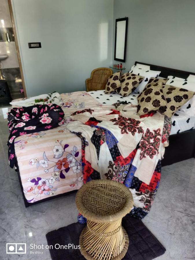 Lee Homestay Hampi Esterno foto