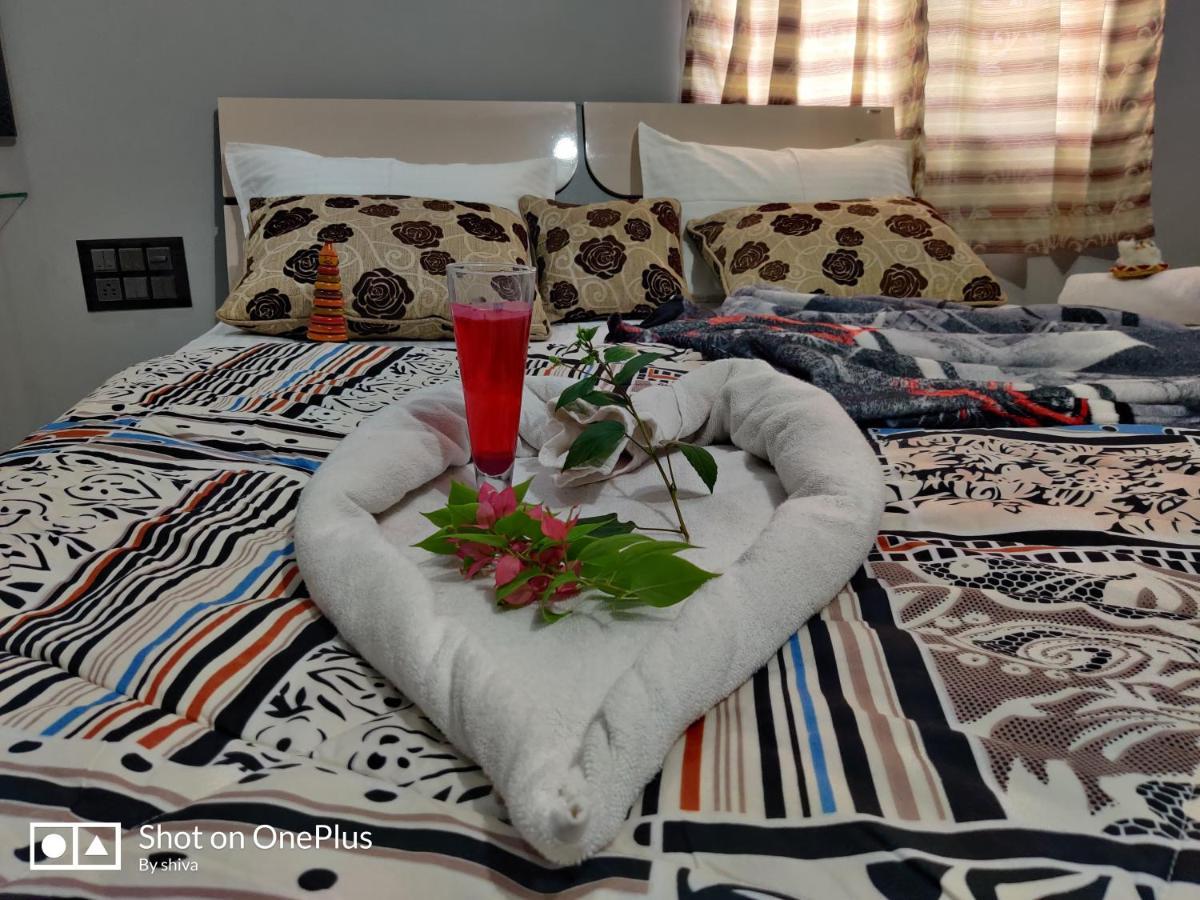 Lee Homestay Hampi Esterno foto