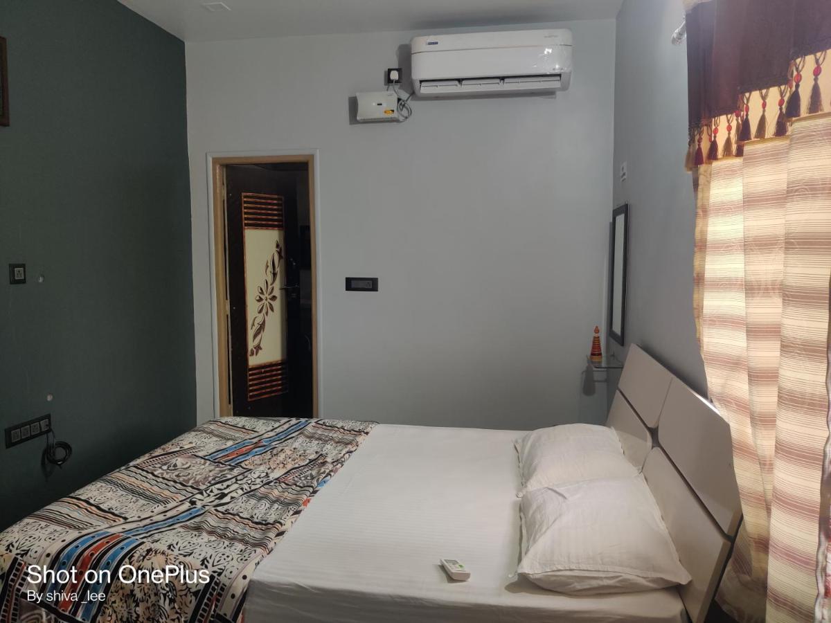 Lee Homestay Hampi Esterno foto